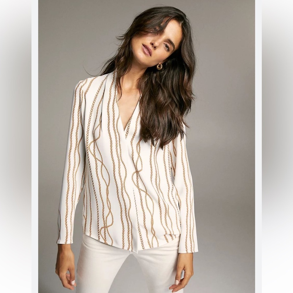 Babaton Power Chain Blouse